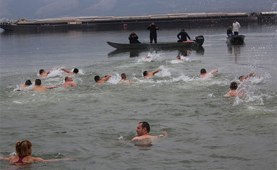 I Gradištanci plivaju za Časni krst